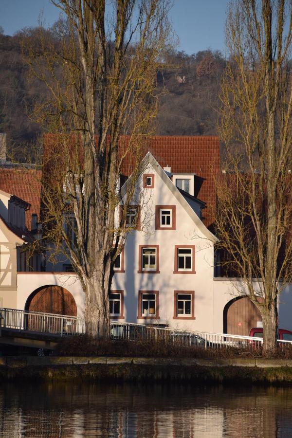 Maindrei - Schlafen Am Fluss Hotel Margetshöchheim Exterior foto